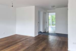 Moderne DHH mit Garten und eigener Solaranlage mit Blick ins Grüne – Die vollständige Adresse der Immobilie erhältst du vom Anbieter., 40589 Himmelgeist, Düsseldorf – Vorschaubild 4