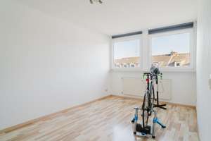 Zentrumsnahe Dachgeschosswohnung mit Garage in südlicher Vorstadt – Die vollständige Adresse der Immobilie erhältst du vom Anbieter., 56068 Süd, Koblenz – Vorschaubild 9