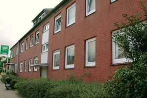 Hier hat jeder Platz: ansprechende 2,5-Zi.-Wohnung mit Ausblick