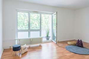 2-Raum-Wohnung mit Balkon unweit vom Stadtzentrum entfernt – Brückenstr. 25, 9111 Zentrum, Chemnitz – Vorschaubild 1
