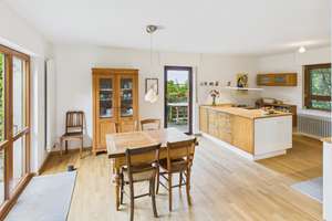 SCHWIND IMMOBILIEN - Ankommen. Auspacken. Zuhause sein – traumhaftes Familienidyll mit großem Garten – Die vollständige Adresse der Immobilie erhältst du vom Anbieter., 64289 Kranichstein, Darmstadt – Vorschaubild 1