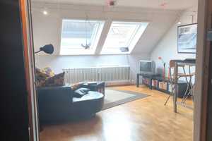 Cozy Attic Apartment in trendy „Südstadt“ quarter – Luisenstraße 67, 76137 Karlsruhe – Vorschaubild 5