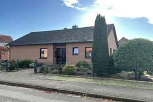 Charmantes Einfamilienhaus im Ortsteil Rehburg – Nienburg (Weser) (Kreis) – Vorschaubild 1