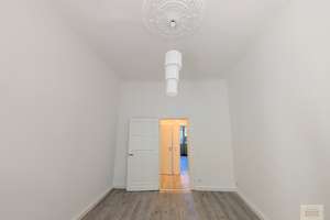 Schönes Altbau-Apartment mit Einbauküche – Karolingerstrasse *, 40223 Bilk, Düsseldorf – Vorschaubild 2