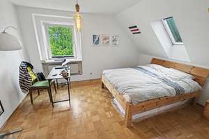 Charmante 2-Zimmer-Dachgeschosswohnung in begehrter Lage von München-Giesing – Die vollständige Adresse der Immobilie erhältst du vom Anbieter., 81539 Obergiesing, München – Vorschaubild 5