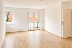 Moderne 2-Zimmer-Wohnung mit großem Balkon, Keller und Stellplatz