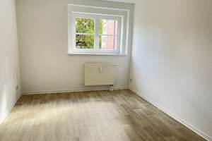 Schöne 2-Raum-Wohnung 51 qm mit Balkon – Bernsdorfer Plan 14, 9126 Bernsdorf, Chemnitz – Vorschaubild 3