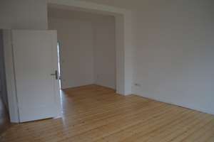 Schicke vollständig renovierte  3-Zimmer-Altbauwohnung mit Balkon.  -optional mit Büro im EG- – Die vollständige Adresse der Immobilie erhältst du vom Anbieter., 41065 Lürrip, Mönchengladbach – Vorschaubild 5