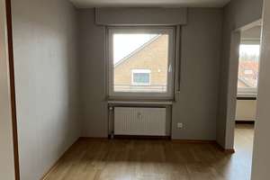Großzügige Dachgeschosswohnung mit Balkon – Die vollständige Adresse der Immobilie erhältst du vom Anbieter., 49086 Voxtrup, Osnabrück – Vorschaubild 2
