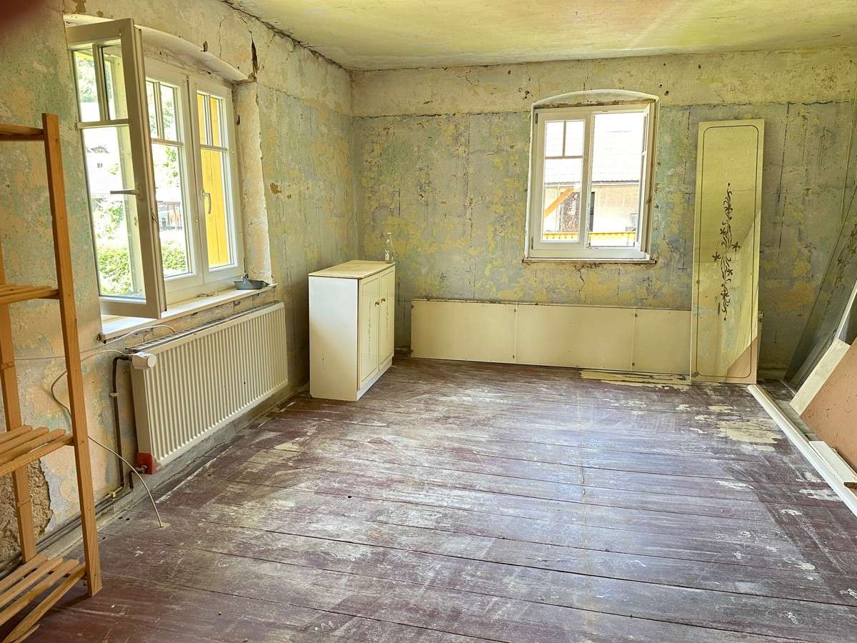 Immobilie in Perasdorf - Nh. St. Englmar: Herrenhaus zum Renovieren m. 3.000 m2 Grund + Gartenhaus-idyllische Waldrandlage! - Bild 4