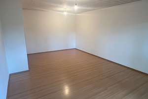 Erstbezug nach Sanierung | Moderne 2-Zimmer-Wohnung mit 2 Balkonen, EBK & Stellplatz in Pforzheim – St.Georgen Steige 69, 75175 Südoststadt, Pforzheim – Vorschaubild 2