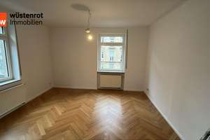 Zeitlose Eleganz im Stuttgarter Westen – stilvolle Altbauwohnung mit Wertpotenzial