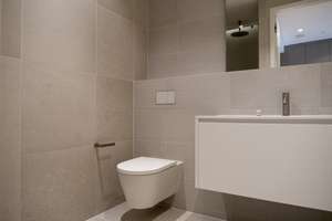 FOUR: Möbliertes Apartment in Premiumlage mit Blick auf die Alte Oper – 60315 Innenstadt, Frankfurt am Main – Vorschaubild 5