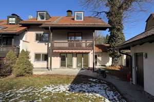 Moderne Doppelhaushälfte in begehrter sonniger Lage von Murnau mit neuer Einbauküche, usw.. – Die vollständige Adresse der Immobilie erhältst du vom Anbieter., 82418 Murnau am Staffelsee – Vorschaubild 2
