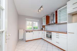 Charmantes Einfamilienhaus in ruhiger Sackgassenlage von Hamburg-Sasel – Die vollständige Adresse der Immobilie erhältst du vom Anbieter., 22393 Sasel, Hamburg – Vorschaubild 6