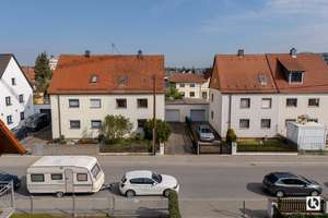 Doppelhaushälfte mit Entwicklungspotenzial in etablierter Stadtlage - Ingolstadt – Die vollständige Adresse der Immobilie erhältst du vom Anbieter., 85055 Nordost, Ingolstadt – Vorschaubild 2
