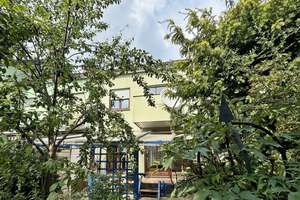 5-ZIMMER-REIHENMITTELHAUS MIT GARAGE UND KLEINEM GARTEN IN RUHIGER LAGE VON ALTDORF