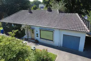 Burglesum / Familienfreundlicher Bungalow in attraktiver Lage mit viel Potenzial – Bremen – Vorschaubild 2