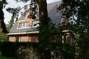 Charmantes Einfamilienhaus in Zehlendorf, nahe JFK Schule, Droste und vielen Parks