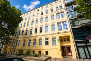 Top-Lage zw. Haupt- u. Nordbhf. - Großzügige, ruhige, teilmöblierte in saniertem Altbau