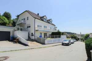 Viel Platz: Gepflegte Doppelhaushälfte mit Garten, Freistellplatz und einer Garage in Innenstadtlage – Deggendorf (Kreis) – Vorschaubild 25