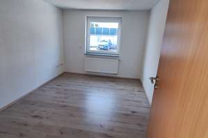 Renoviertes, freistehendes Einfamilienhaus mit Garage in Aalen-Wasseralfingen – Die vollständige Adresse der Immobilie erhältst du vom Anbieter., 73433 Wasseralfingen, Aalen – Vorschaubild 4