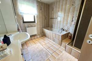 Reiheneckhaus mit 5 Zimmer in Köln-Chorweiler (Nord) – Die vollständige Adresse der Immobilie erhältst du vom Anbieter., 50765 Chorweiler (Ortsteil), Köln – Vorschaubild 12