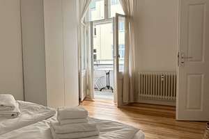 Savignyplatz on  your doorstep.   Move in ready. – Die vollständige Adresse der Immobilie erhältst du vom Anbieter., 10629 Charlottenburg, Berlin – Vorschaubild 11
