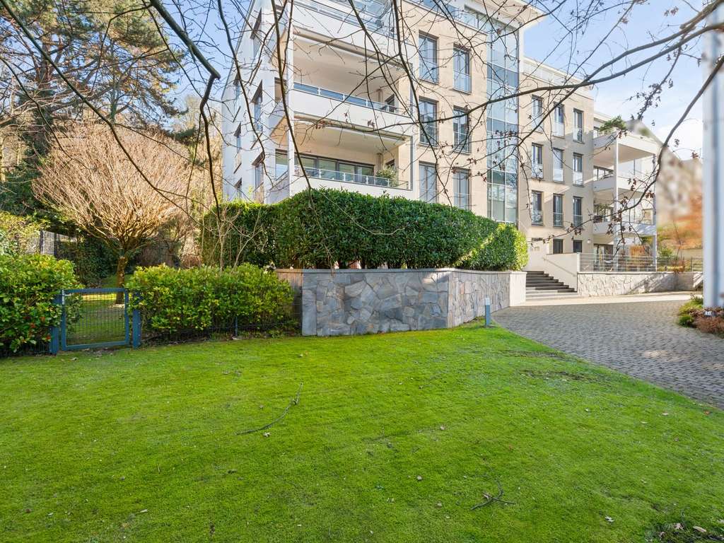Attraktive 4-Zimmer-Eigentumswohnung mit Waldblick - Düsseldorf Grafenberg