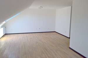 Dachgeschosswohnung ohne Balkon – Die vollständige Adresse der Immobilie erhältst du vom Anbieter., 41469 Hoisten, Neuss – Vorschaubild 4