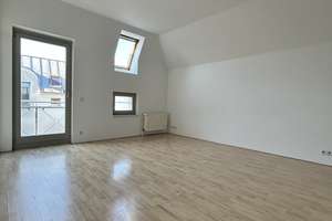 Einbauküche, zwei Balkons und Tageslichtbad mit Wanne. – 39112 Sudenburg, Magdeburg – Vorschaubild 7