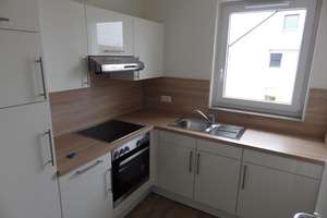 3 Zimmer mit Wannenbad, Abstellkammer und Einbauküche – Rönsahler Str. 16, 14476 Fahrland, Potsdam – Vorschaubild 4