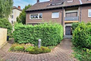 3-Familienhaus in bevorzugter, ruhiger Wohnlage von Herne (EG und DG freigezogen)