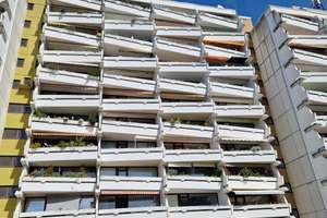 130m² / 5 Zimmer /  2 Etagen  /  3 Balkone  /  2 Bäder / 2 Tiefgaragenstellplätze  /  Fernblick  – Sertoriusring 15, 55126 Finthen, Mainz – Vorschaubild 6