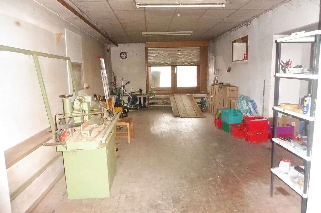 Immobilie in Rockeskyll - Wohnhaus mit ehem. großer Schreiner- werkstatt im Untergeschoss - Bild 4