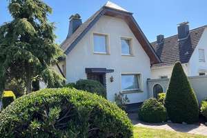 Freistehendes Einfamilienhaus in ruhiger Sackgassenlage von Köln Pesch – Die vollständige Adresse der Immobilie erhältst du vom Anbieter., 50767 Pesch, Köln – Vorschaubild 2