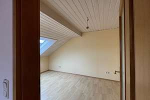 Zwei Wohneinheiten, viele Optionen – Ihr Haus in Ingolstadt – Die vollständige Adresse der Immobilie erhältst du vom Anbieter., 85053 Südost, Ingolstadt – Vorschaubild 27