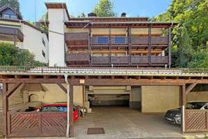 Großzügige, sehr gepflegte 5 ZKB-Maisonettewohnung mit tollem Ausblick in zentraler Lage von Schönau