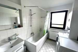 Gemütliche 3-Zimmerwohnung in S-Bahnhofnähe mit Süd-Balkon.... – Schulstraße 26, 82008 Unterhaching – Vorschaubild 5