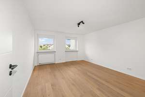 Exklusiv modernisierte 4-Zimmer-Wohnung mit Balkon in ruhiger Wohnlage - Erstbezug – Delpstr. -, 90473 Langwasser Südwest, Nürnberg – Vorschaubild 6