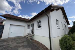Schönes Einfamilienhaus in Boffzen – Die vollständige Adresse der Immobilie erhältst du vom Anbieter., 37691 Boffzen – Vorschaubild 2