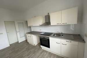 Mit Einbauküche! Helle 2-Zimmer-Wohnung! – Gabelsberger Str. 21, 39122 Magdeburg – Vorschaubild 1