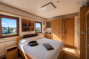 Kapitalanlage mit Potenzial – 2-Zimmer-Dachgeschosswohnung mit Garage! – Die vollständige Adresse der Immobilie erhältst du vom Anbieter., 93057 Konradsiedlung-Wutzlhofen, Regensburg – Vorschaubild 1