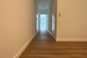 4,5-Zimmer-Wohnung in Köln-Marienburg (frisch renoviert) – Mehlemer Straße 30, 50968 Marienburg, Köln – Vorschaubild 4