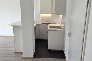 Stilvolle Split-Level-Loftwohnung mit Garten in sanierter Fabrik mit TG Stellplatz – 40489 Angermund, Düsseldorf – Vorschaubild 16