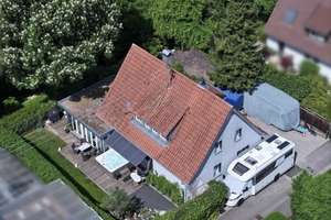 Ein Zuhause mit Seele – Einfamilienhaus mit Wintergarten und Gartenidylle direkt am Bach – Die vollständige Adresse der Immobilie erhältst du vom Anbieter., 73230 Kirchheim unter Teck – Vorschaubild 2
