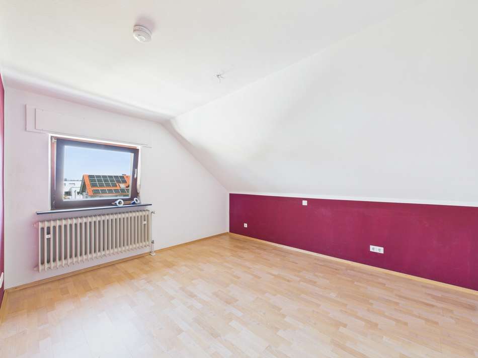 40 Zimmer 1 (Wohnung 3.OG)
