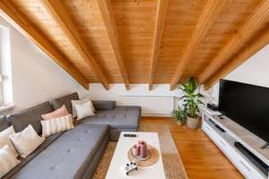 Maisonette-Wohnung mit Studio in Eichenzell – Zuhause mit Charakter, Kapitalanlage mit 4,4% Rendite!