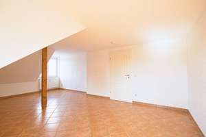 +++ Bezugsfreie und Stilvolle 3-Zimmer-Dachgeschosswohnung mit Altbaucharme in Dresden-Trachau +++ – Die vollständige Adresse der Immobilie erhältst du vom Anbieter., 1139 Mickten, Dresden – Vorschaubild 29