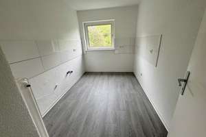 Erstbezug nach Renovierung: 2-Zimmerwohnung mit Balkon in Gebhardshagen – Sonnenbergweg 21, 38229 Gebhardshagen, Salzgitter – Vorschaubild 4